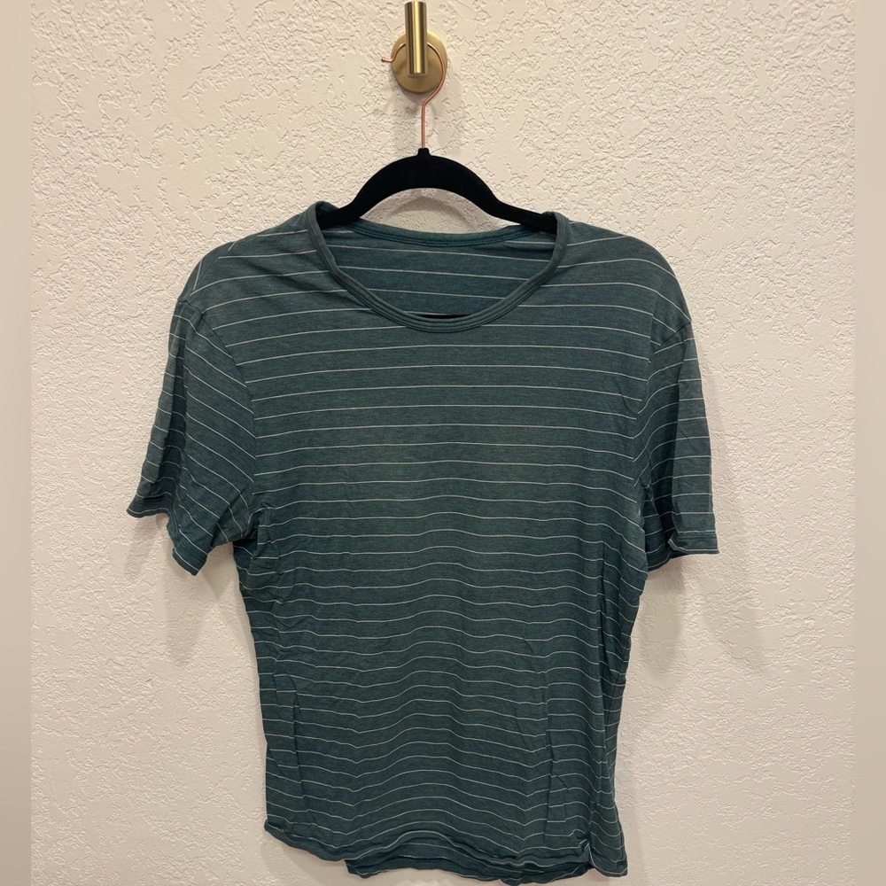Lululemon 5 year basic tee - green striped